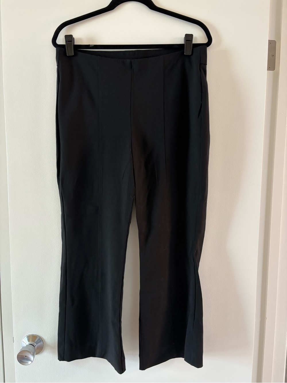 Chico's Lightweight Juliet kick flare ankle pants